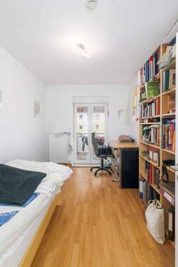 Arbeitszimmer zum Balkon - 3 Zimmer Etagenwohnung in Würzburg