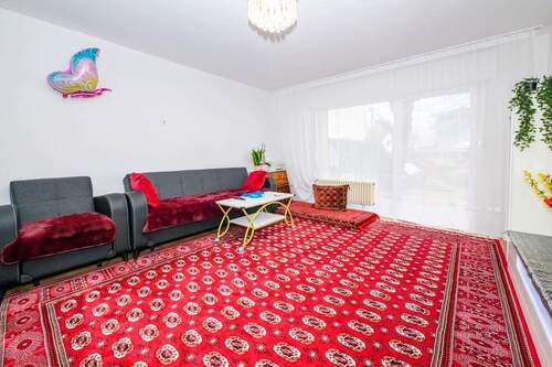 Wohnzimmer - Etagenwohnung mit 82,00 m&sup2; in Gundelfingen zum Kaufen