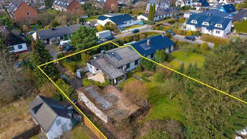 Gut geschnitten - Platz und Potential für Ihre Ideen - Doppelhaushälfte mit großer Anbaumöglichkeit