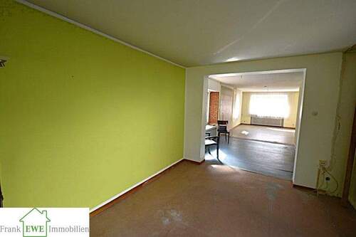 Wohnbereich; Einfamilienhaus mit Garage zum Kauf in Düsseldorf Urdenbach, Frank Ewe Immobilienmakler Düsseldorf - 