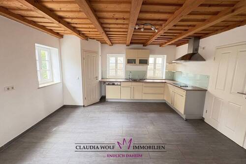 Küche inklusive - Einfamilienhaus mit 160,00 m&sup2; in Feuchtwangen zum Kaufen