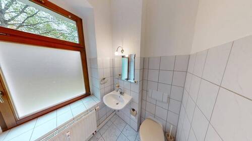 WC - 