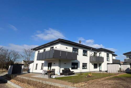 Außenansicht - 3-Raum Obergeschosswohnung mit großem Balkon in beliebter Wohnlage