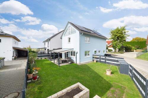Garten total - 5 Zimmer Einfamilienhaus zum Kaufen in Eching