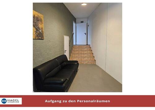 Aufgang zu den Personalräumen - Büro in Brackel