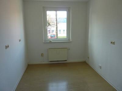 23043-5.jpg - Etagenwohnung mit 40,50 m² in Weißenfels zur Miete