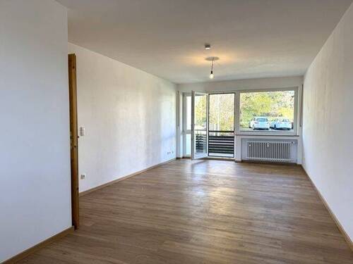 heller Wohn- und Essbereich - 3 Zimmer Etagenwohnung in Seehausen am Staffelsee