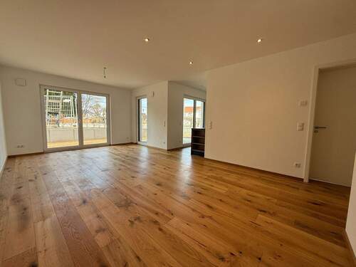 Wohnen/Essen - Etagenwohnung mit 99,90 m&sup2; in Tüßling zur Miete