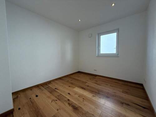 Kinderzimmer/Büro - 