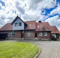 Wohnen mit Stil am Stadtrand! Einfamilienhaus der besonderen Art in Lengerich