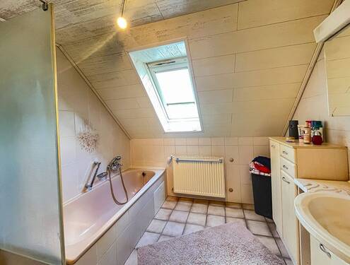 Badezimmer DG - 