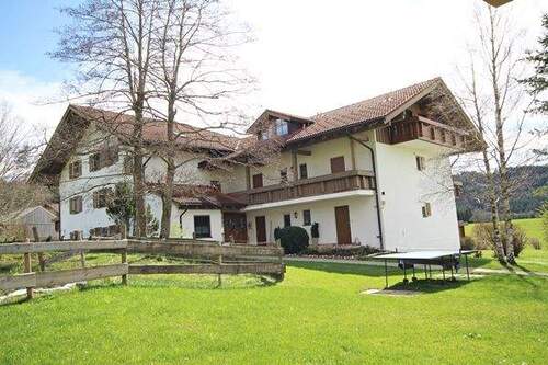 Landhausstil trifft Natur – ein Anblick zum Verlieben - 