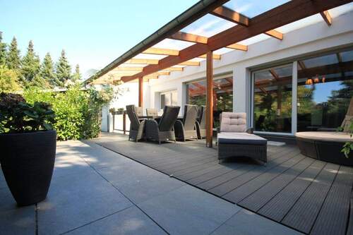 Sonnige Terrasse - 