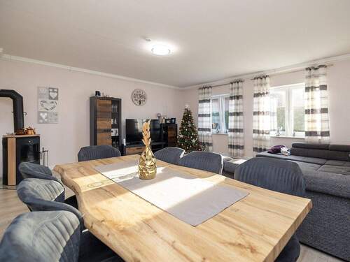 Wohn- und Essbereich - 