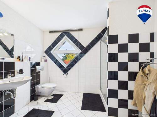 RE/MAX Immobilien DeLux Einfamilienhaus Mettlach-Weiten - 