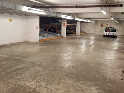 Bild 2 - Garage, Stellplatz zum Kaufen in Nürnberg