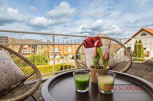 Bild 1 - Charmante Dachgeschosswohnung mit Blick auf den Hohentwiel - Wohnen in ruhiger Bestlage von Singen-Nordstadt
