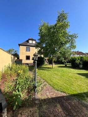 Gartenansicht -4 - 