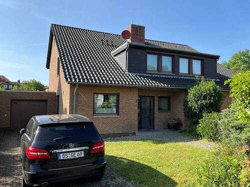 Hofansicht - Mehrfamilienhaus, Wohnhaus in Braunschweig / Ölper