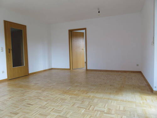 Zimmer 1 mit Balkonzugang - 
