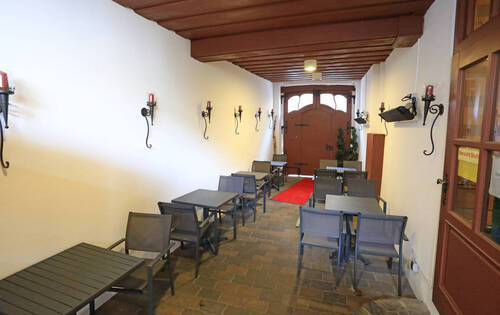 überdachter Außenbereich - 4 Zimmer Gewerbeobjekt (Büro, Produktion, Verkauf) zur Miete in Kulmbach