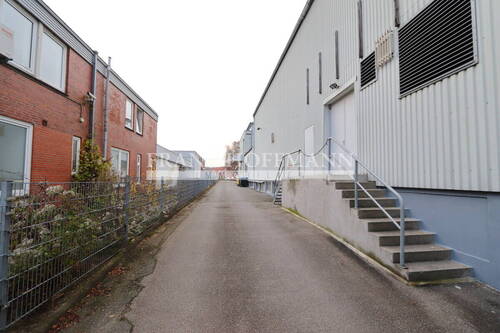 M2495 Seitenansicht 2 - 