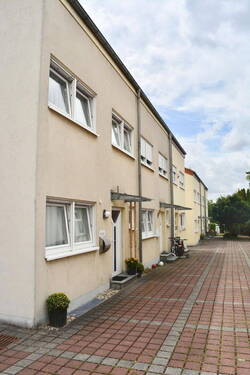 Reihenendhaus Front - 6 Zimmer Reihenendhaus zum Kaufen in Bad Vilbel