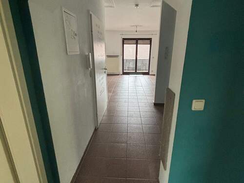 Flur - 4 Zimmer Etagenwohnung zur Miete in Riegelsberg