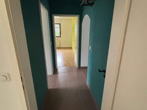 Flur - 4 Zimmer Etagenwohnung in Riegelsberg