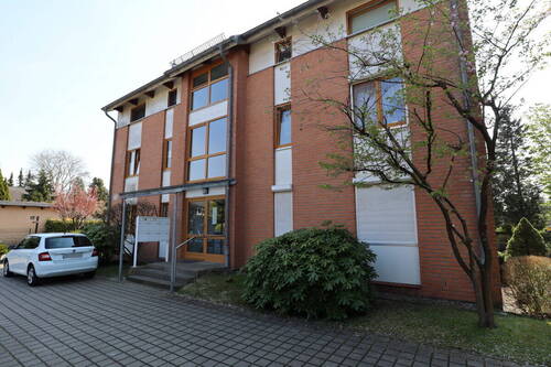 Front rechts - 3 Zimmer Etagenwohnung zum Kaufen in Kaltenkirchen