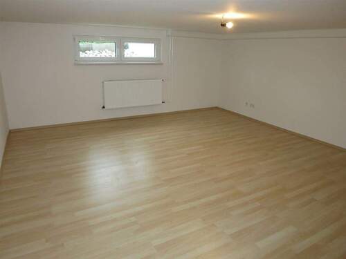 Arbeitszimmer/Jugendzimmer im UG - 