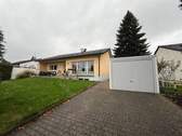 Hausansicht - 5 Zimmer Einfamilienhaus zur Miete in Altdorf b. Nürnberg