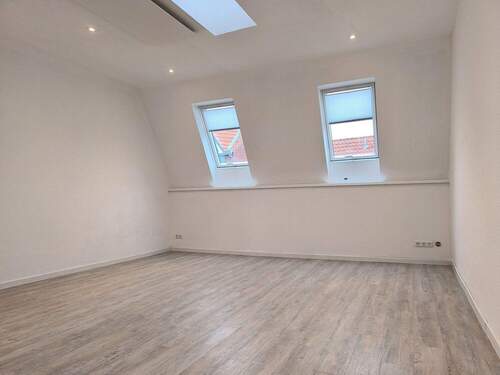 Wohnzimmer - 2 Zimmer Etagenwohnung in Cuxhaven