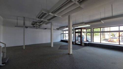 Innen links - Gewerbeobjekt (Büro, Produktion, Verkauf) in Nieheim