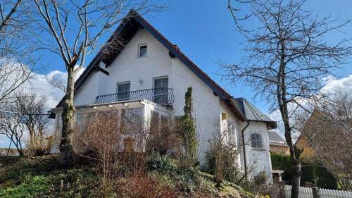 Hausansicht - Einfamilienhaus mit 223,00 m&sup2; in Geroda zum Kaufen