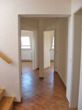 Flur - 4 Zimmer Etagenwohnung in Heidenau