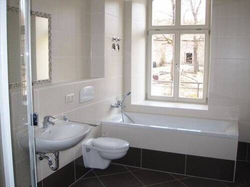 Badezimmer - Beispiel (2) - 