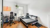 1. OG Schlafzimmer 1 - 