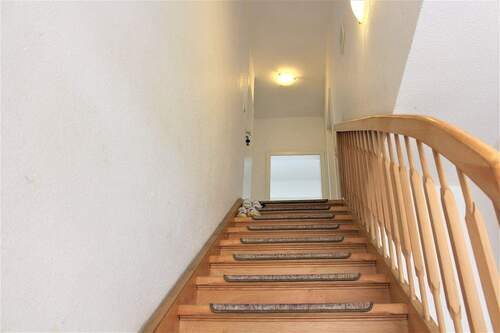 Treppenhaus - 2 Zimmer Etagenwohnung in Cuxhaven