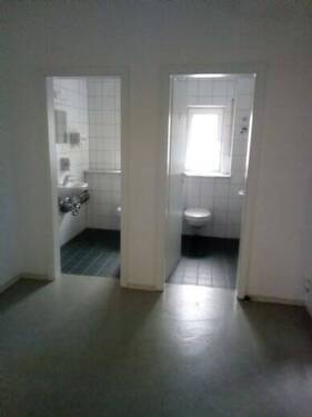 Bild 1 - Büro in Wald zur Miete