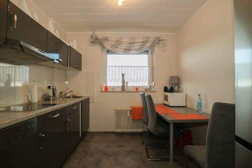 Bild 2 - 2 Zimmer Etagenwohnung zum Kaufen in Dormagen / Delhoven