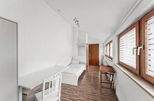 1-Zimmer App. im 1. OG - 