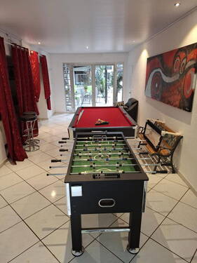 Billardraum zum Wintergarten - 1 Zimmer Einfamilienhaus zum Kaufen in Grünstadt