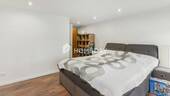 1. OG Schlafzimmer 2 - 