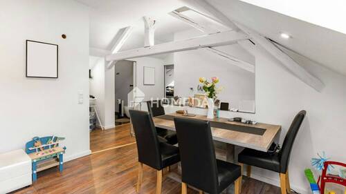 2. OG Wohnzimmer 3 - 