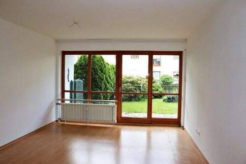 Wohnzimmer - Etagenwohnung mit 50,50 m&sup2; in Waldheim zur Miete