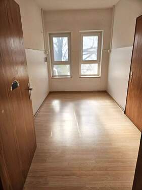 Büro 2 - Büro mit 85,00 m&sup2; in Mömbris zur Miete