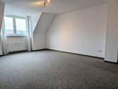 Wohnzimmer - 2 Zimmer Etagenwohnung in Nürnberg