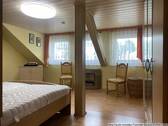 Schlafzimmer - 2 OG - 