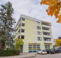 **Heike Borchers Immobilien**Renovierte 1-Zimmerwohnung mit viel Tageslicht und gemütlicher Loggia** - Unterhaching